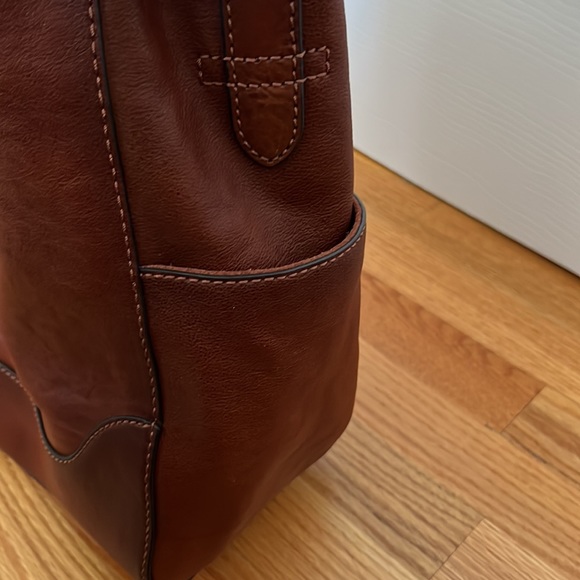 NWT- Frye Leather Side Pocket Hobo bag in Cognac - Picture 6 of 7